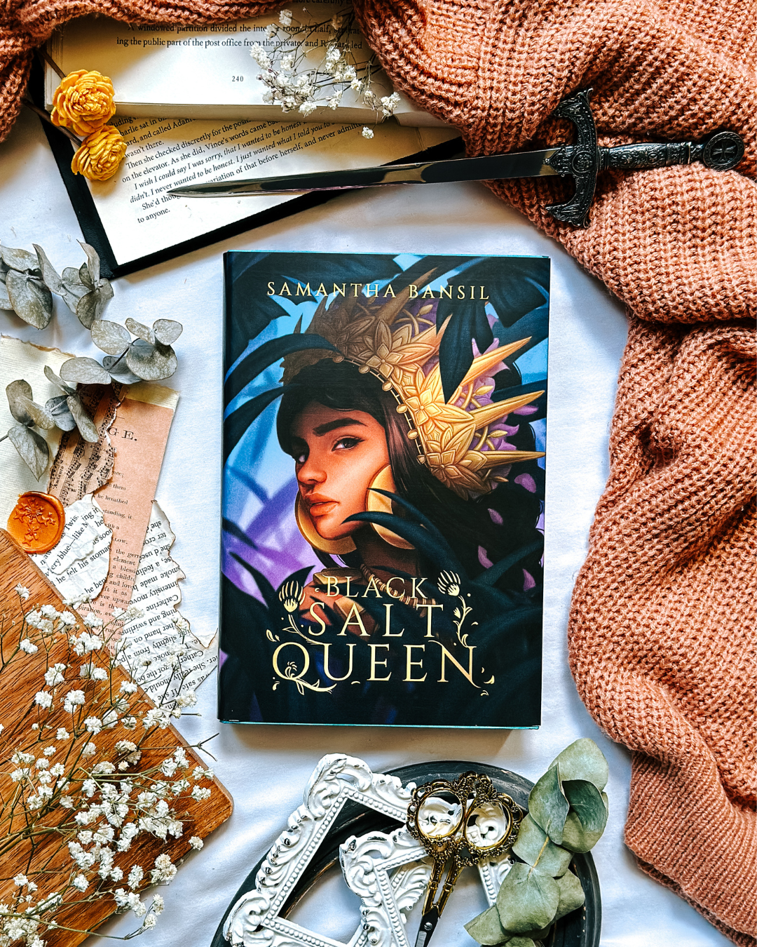 Black Salt Queen Exclusive Special Edition by Fox & Wit