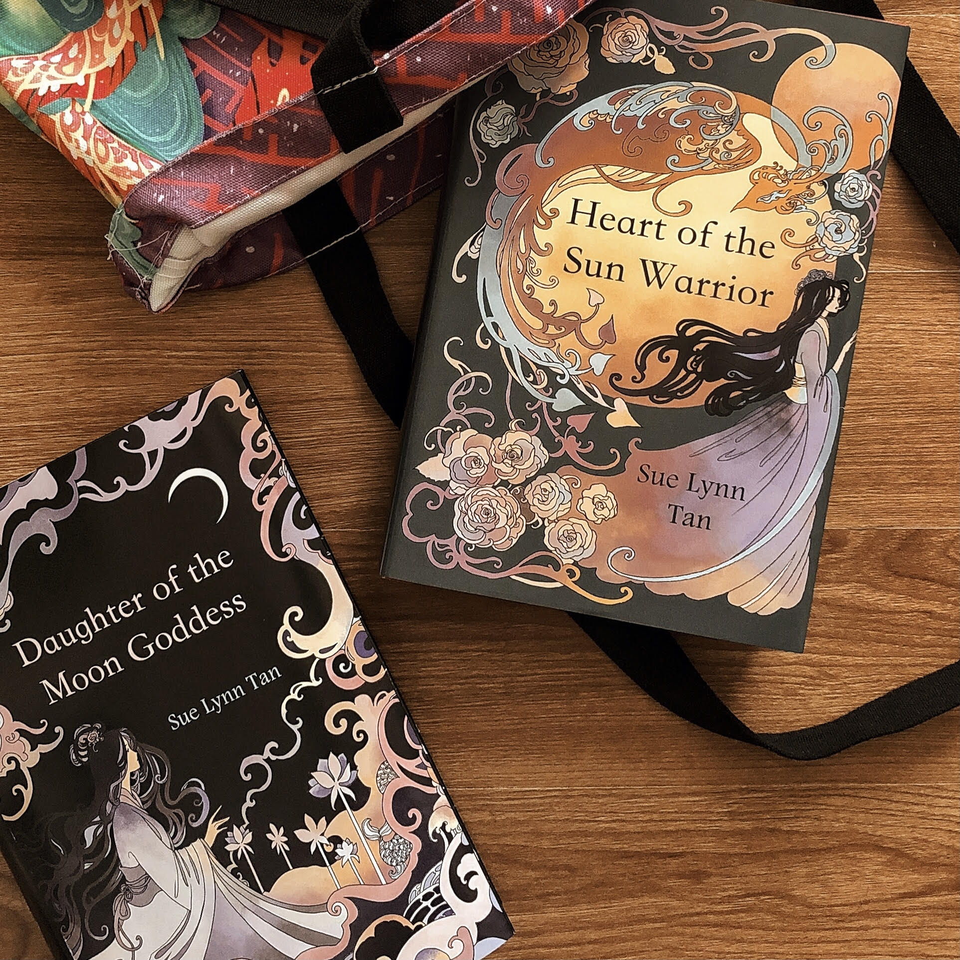 Heart of the Sun Warrior & Daughter of the Moon Goddess Fox & Wit Exclusive Edition