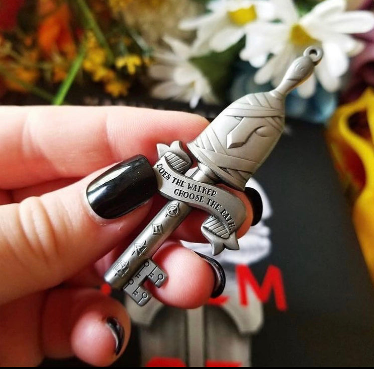 Curio of Key # 4: Sabriel - foxandwit